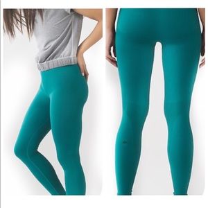 Lululemon Zone In Leggings Tights